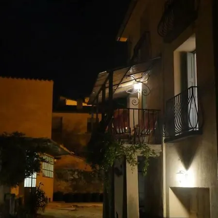 Magnifique Maison De Village Avec Dependances